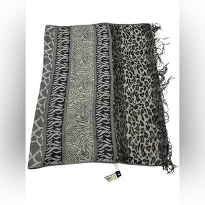 NWT APT 9 black white neck scarf 68 x 27 fringe animal print Metallic